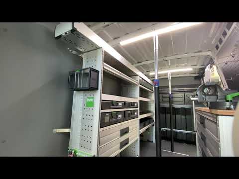 IVECO Daily Demofahrzeug mit bott vario3 ausgerüstet