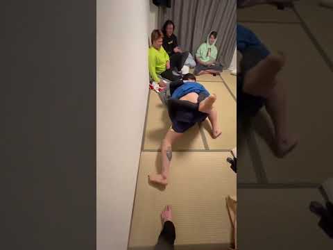 出張先で21歳の総合格闘家に寝技のスパーを誘われたので、やってみたオッサン。