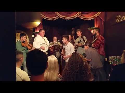 Sideline and Miles and Teo Quale - I'll remember you love in my prayers