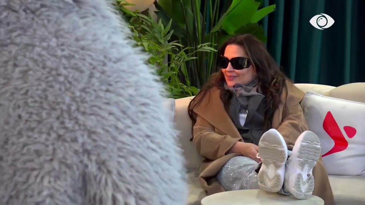 “Po degjenerohesh çdo ditë”/ Egli diskuton me Vserlon