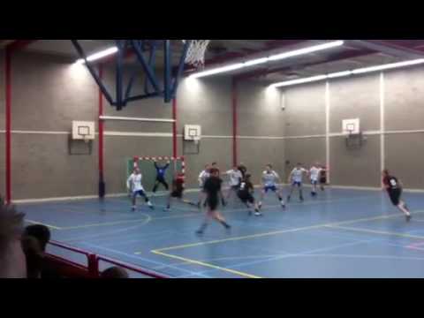 Handbalbeker 2016/2017: doelpunt Kevin bij Olympia'89 - Hellas