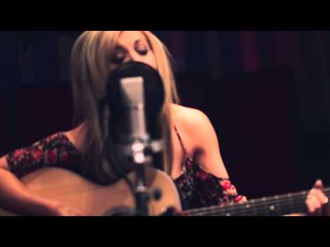 Fleetwood Mac - Landslide - Lindsay Ell (Acoustic Cover) - Official Music Video