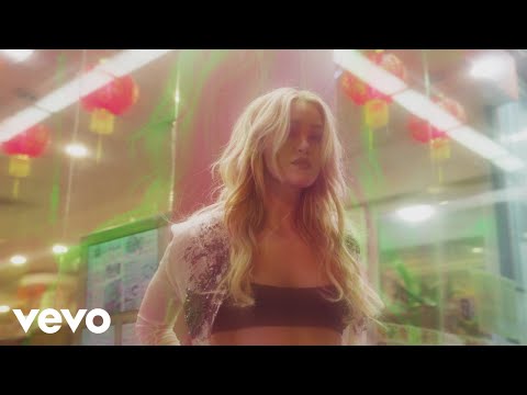 Elley Duhé - FEVER (Official Video)