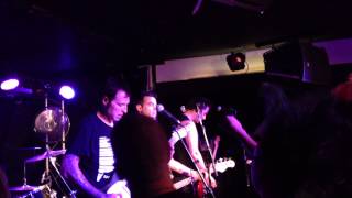 Leftover Crack - Ya Can&#39;t Go Home - Live @ Bar Loose Helsinki 18.7.2013