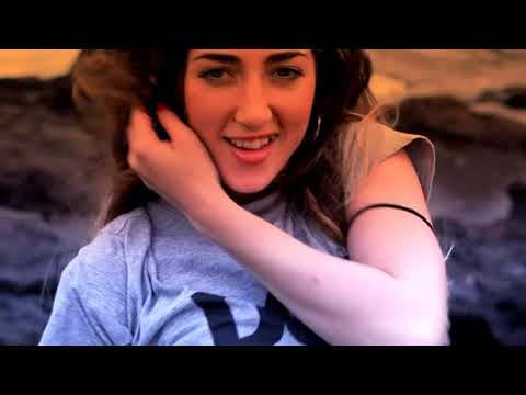 Natty B Feat Don Virgilio - Island Girl (Official Video) Marzo 2016