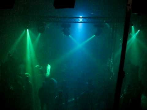 Bor vs. D=p+cer @ Zodiak Commune - SIXTEEN [24-10-2009, The Building, Eindhoven]