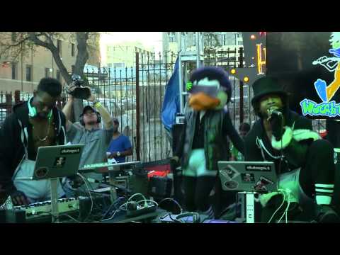 "Poppin Off" - Watch the Duck Video at the SXSW Virgin Mobile House 2013