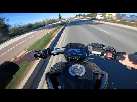 YAMAHA MT-07 PURE SOUND | Roads Come Alive