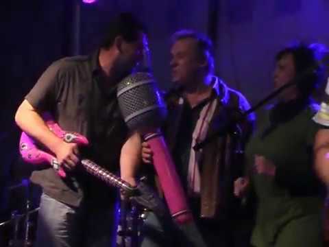 Hornet-Batelov směs písní od Olympicu 29.08.2009 Brtnice