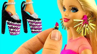 13 DIY BARBIE HACKS ~ Miniature Earrings, Hand Bags, Lipstick, Shoes, Mirror AND MORE!
