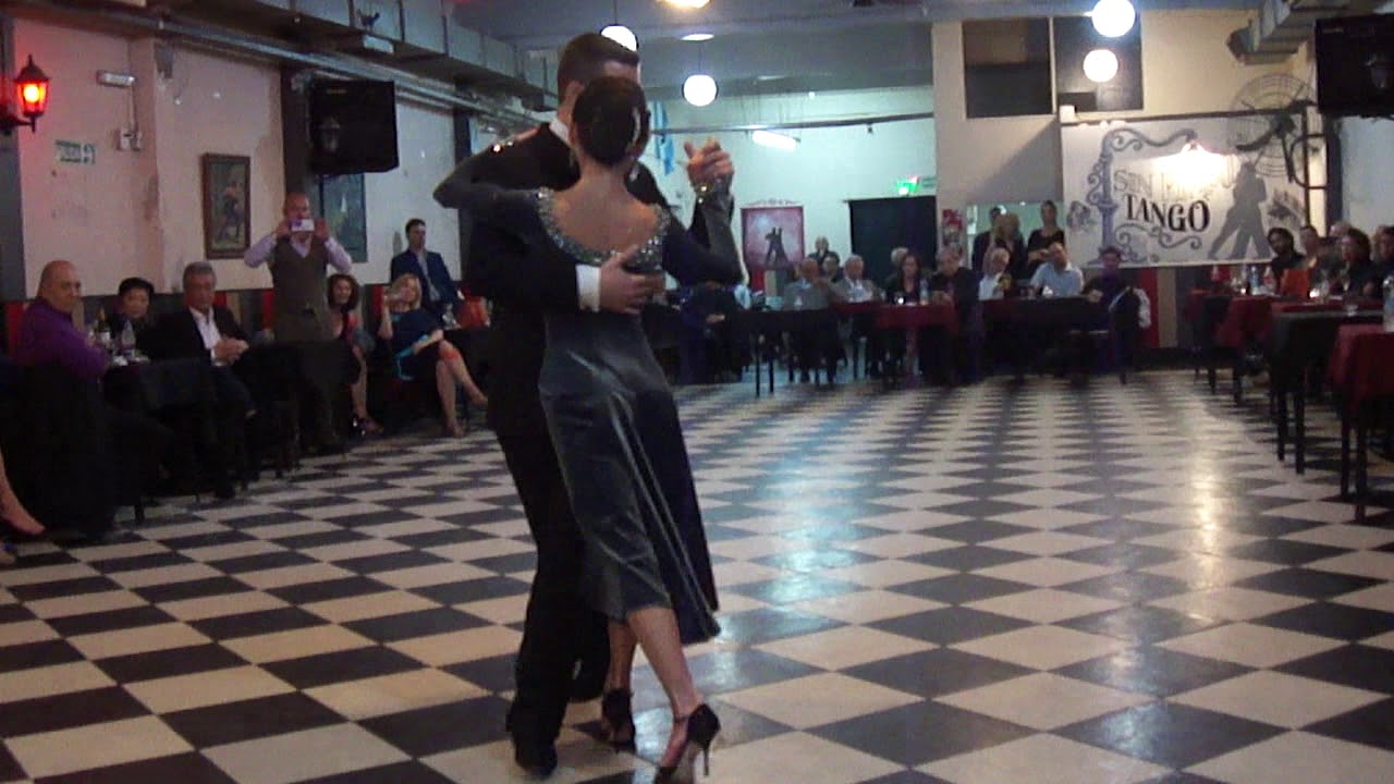 Sin Rumbo, bailan Natalia Atepaeva y Rusian Takhrov 1-2