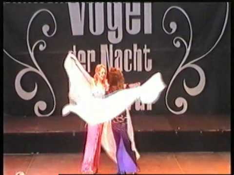 Schleiertanz Alya Amani beim Vogel der Nacht