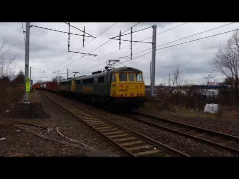 86605 86628 4M74 110415  Wishaw