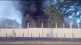 Pandilleros incendia cárcel Renovación l