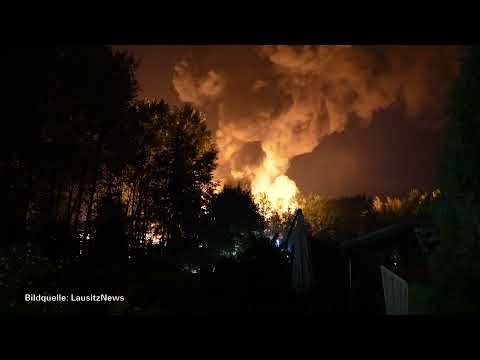 Bernsdorf: Lagerhallen zerstört - LAUSITZWELLE