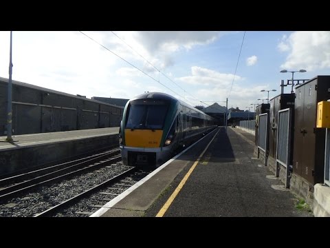 IE 22000 Class DMU 22213 - Dublin Connolly - 27/9/15