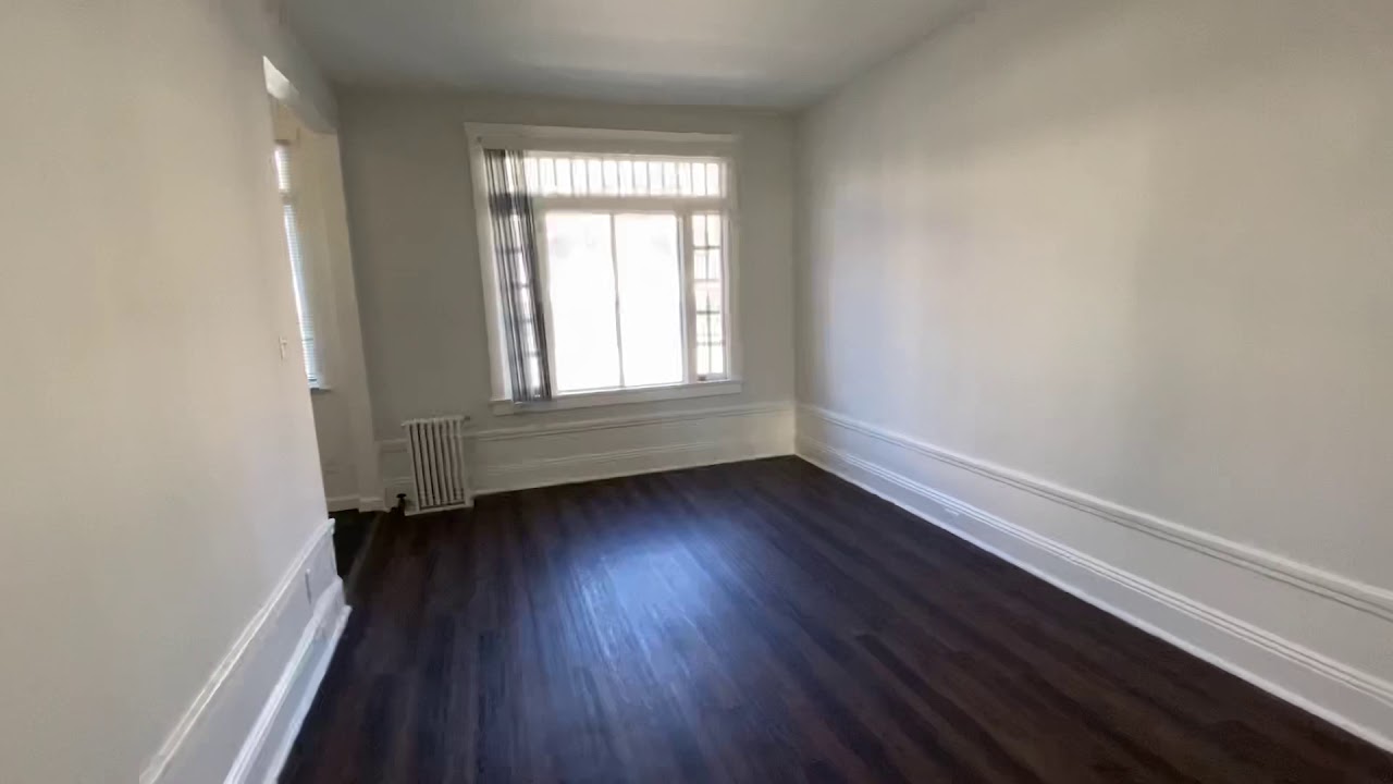 891 Post #302, Studio