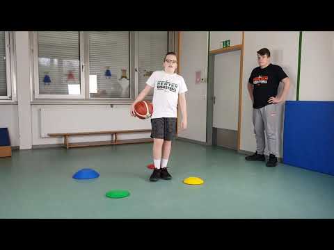 Hertener Löwen Corona Camp Training U10 Woche6 Training1 Ballhandlingübungen und Spiele für zu Hause