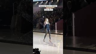 !!! Carla Bruni walking Victoria’s Secret show in NYC #carlabruni #victoriasecret