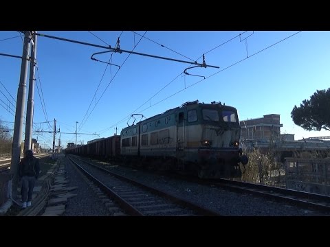 E655.501 sul MRS 57402 Pomezia - Cavatigozzi, in partenza da Pomezia