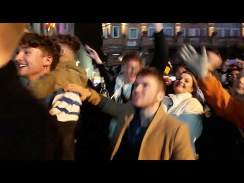 Best ever crowd join in Leicester Square, London with Sakshi Gopal's ecstatic kirtan ! Oct 2021