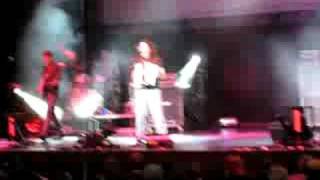 'Weird Al' Yankovic Concert - "Pretty Fly for a Rabbi"