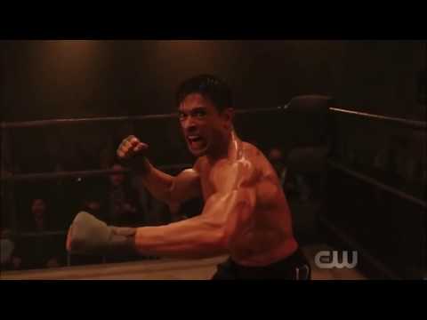Riverdale 3x21 - Archie VS Hiram Boxing Match