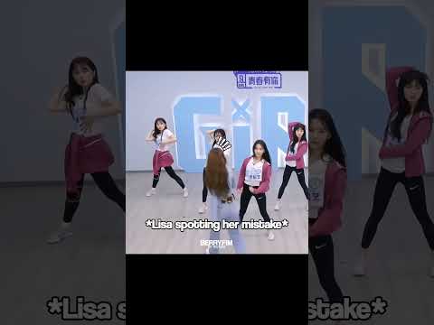 not her getting jealous when Lisa helped a trainee #blackpink #lisa