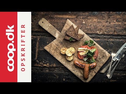Kålpølser med nye kartofler og ristet rugbrød | Claus Holm