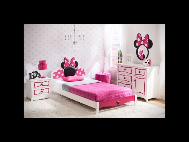 Vídeo relacionado con NILUXE DESIGN - Pendientes Mickey Minnie Mouse Chapados en Platino. Aros de 14mm con dije Colgante de Encanto de Mickey Minnie Mouse para Niña, Joven, Mujer- Cierre Cómodo de Clic-Ideal para Regalar