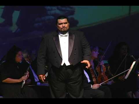 Nelson Martinez sings Nulla! Silenzio... from Il Tabarro