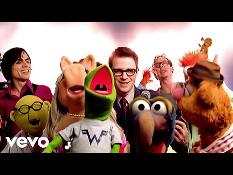 Weezer - Keep Fishin' (Official Music VIdeo)