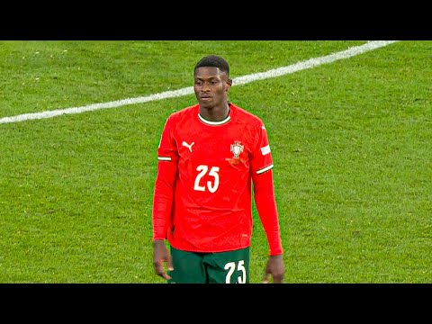 Nuno Mendes is THE BEST LB in the WORLD