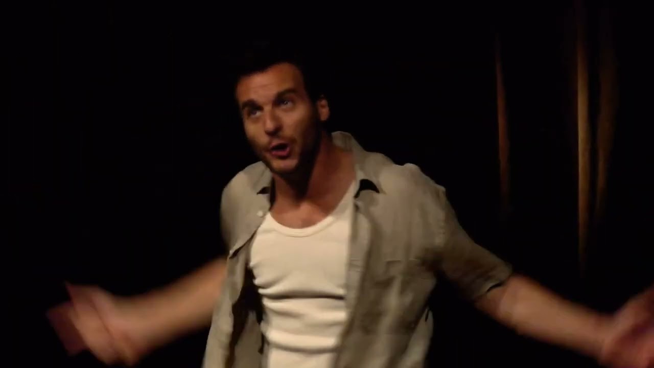 Miniature de la vidéo Spectacle "Sélectionné" avec Amir Haddad au Studio Marigny - Bande-annonce du film Sélectionné