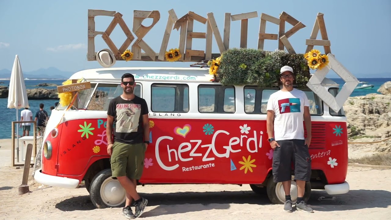 Europcar & Renault — Descubriendo Formentera sobre ruedas
