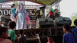 Download lagu Hj Uun Kurniasih Bandara Soekarno-Hatta Show Pangkalan Cirebon mp3 Download lagu Hj Uun Kurniasih Bandara Soekarno-Hatta Show Pangkalan Cirebon mp3