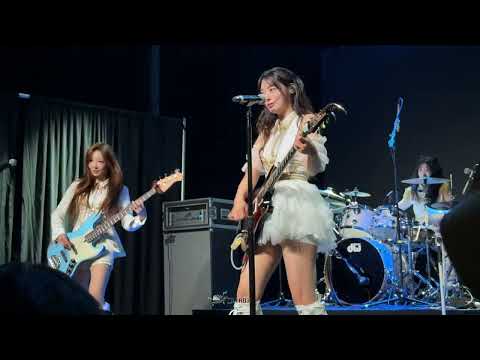[4k] 251112 QWER - G9JB [Rockation 1st World Tour in Houston]