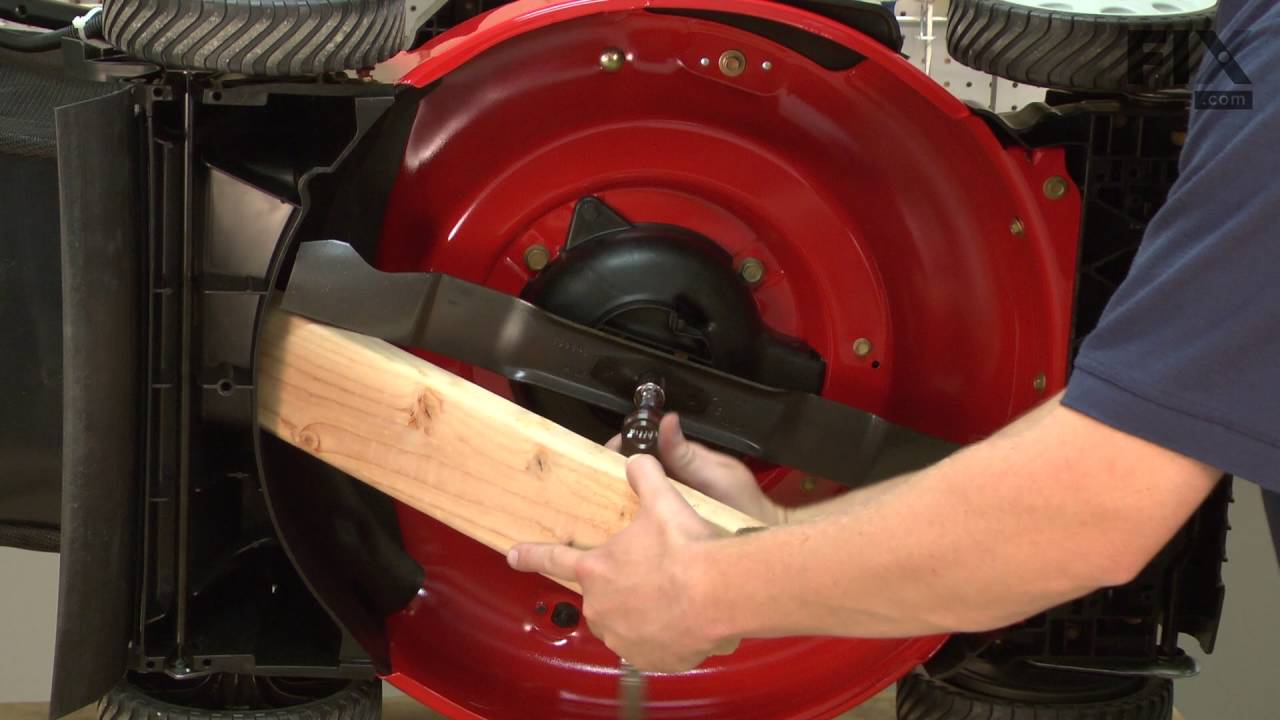 Replacing your Blade Adapter Replacing your Blade Adapter