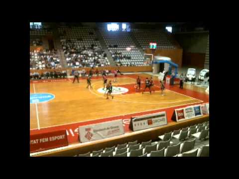 LIGA FEMENINA JORNADA1. SPAR UNIGIRONA,58 VS 61 CLUB BALONCESTO CONQUERO