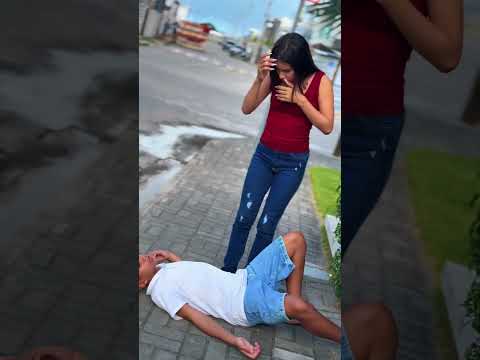 Julia liked #explore #vlog #arthursouza