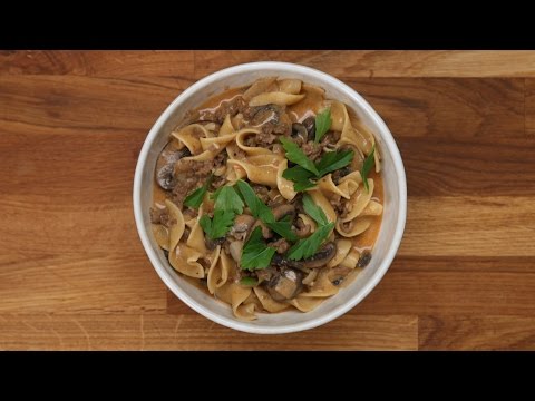 One-Pot Ground Beef Stroganoff