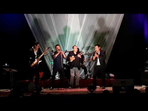 CHECHO CUADROS, SAUL CALLEJAS y JUAN CARLOS MAMANI juntos. Tema: "El Pituco"