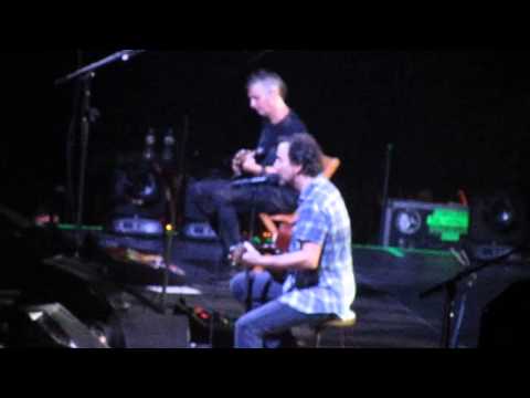 Pearl Jam - Just Breathe