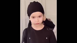 Download lagu little girl wearing hijab 🌼 mp3