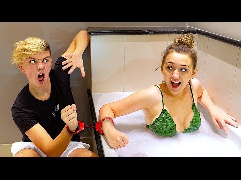 HANDCUFFED To My GIRLFRIEND For ONE WEEK!! **Bad Idea** HANDCUFFED To My GIRLFRIEND For ONE WEEK!! **Bad Idea**
