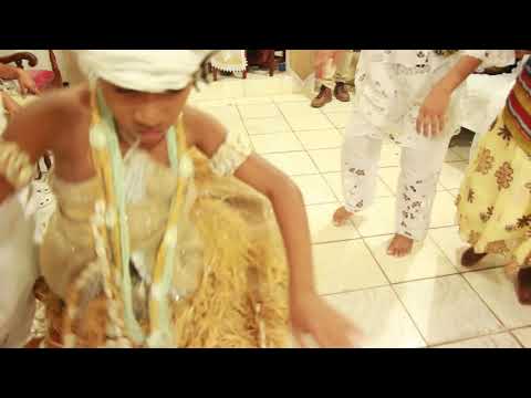 download lagu mp3 mp4 Zara Tempo, download lagu Zara Tempo gratis, unduh video klip Zara Tempo