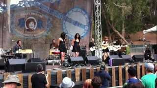 Jenny Lewis & The Watson Twins - Run Devil Run / The Big Guns [10.5.12]