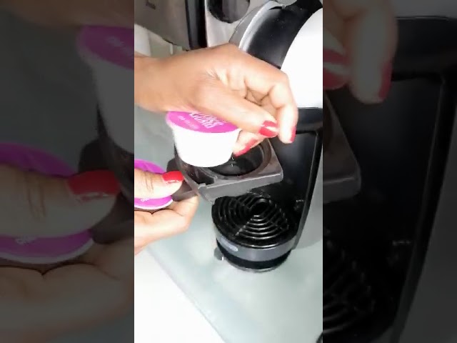 Vídeo relacionado con Drink Me Chai - Chai Latte con Especias compatible con Dolce Gusto de 8 Cápsulas de Té x 5 Cajas (40 Porciones en Total)