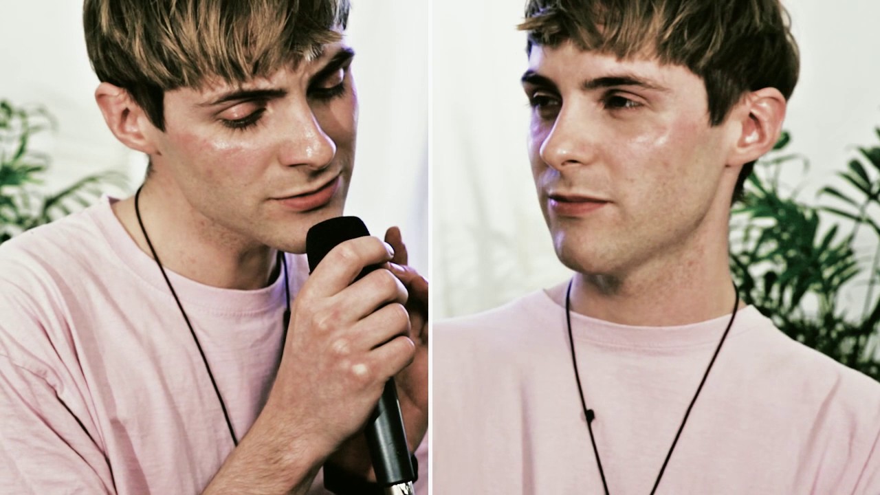 Yamaha MX88 BK 88-note Keyboard Synthesizer w/MOTIF sounds - Black