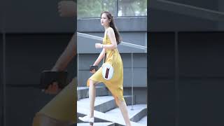 Download lagu TikTok China | | Fashion Walking Style in China||[ Douyin / Street style ]#21 mp3